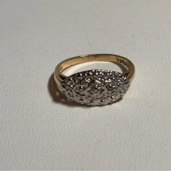 10Karat Gold Diamond Chip Mid Century Modern Ring Size 5 3/4 - Picture 3 of 8